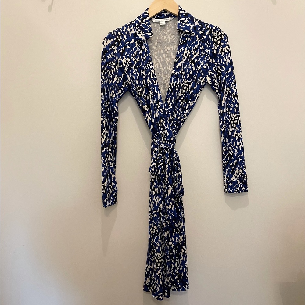 Diane von Furstenberg New Jeanne 2 Wrap Dress